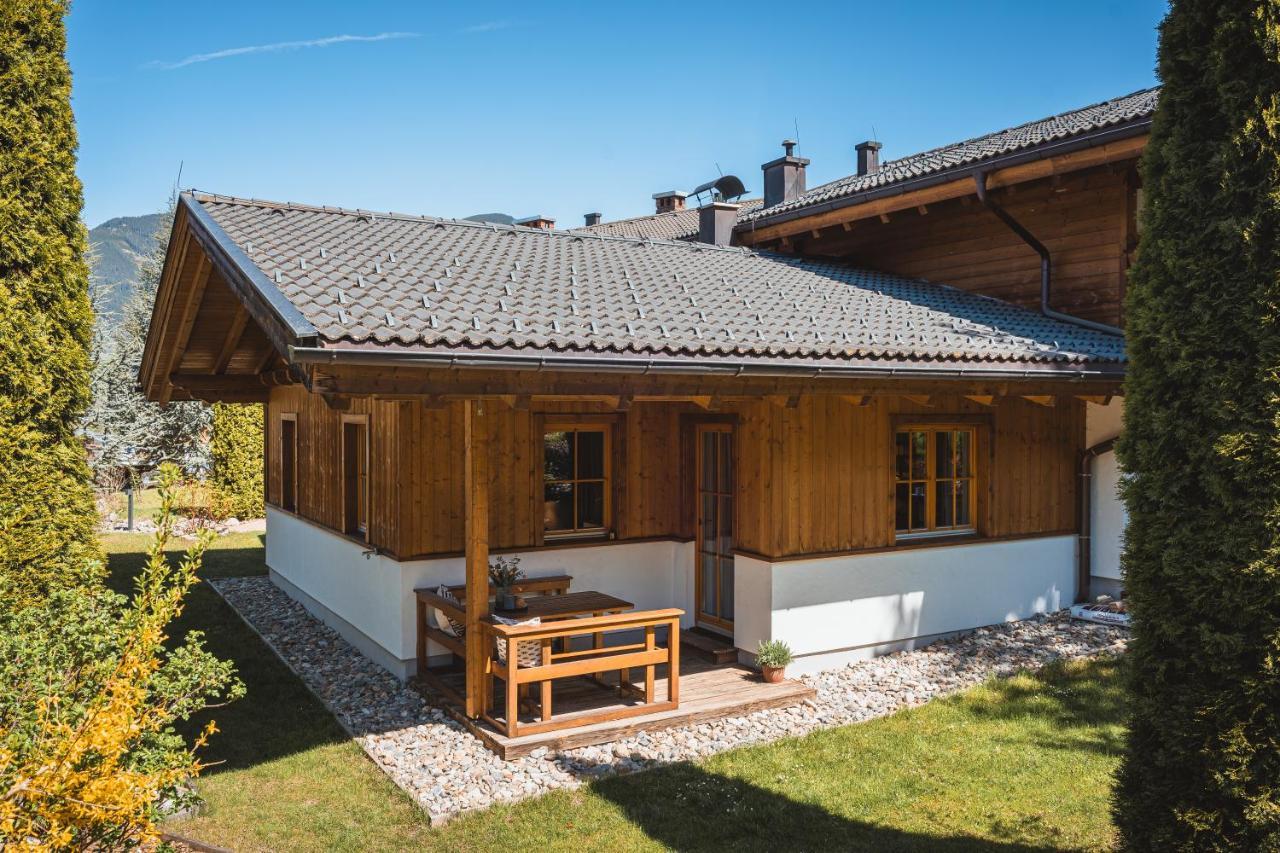 Dorfchalets & Apartments - Authentic Experience In Centre Of Kaprun Including Tauernspa And Summercard Екстериор снимка