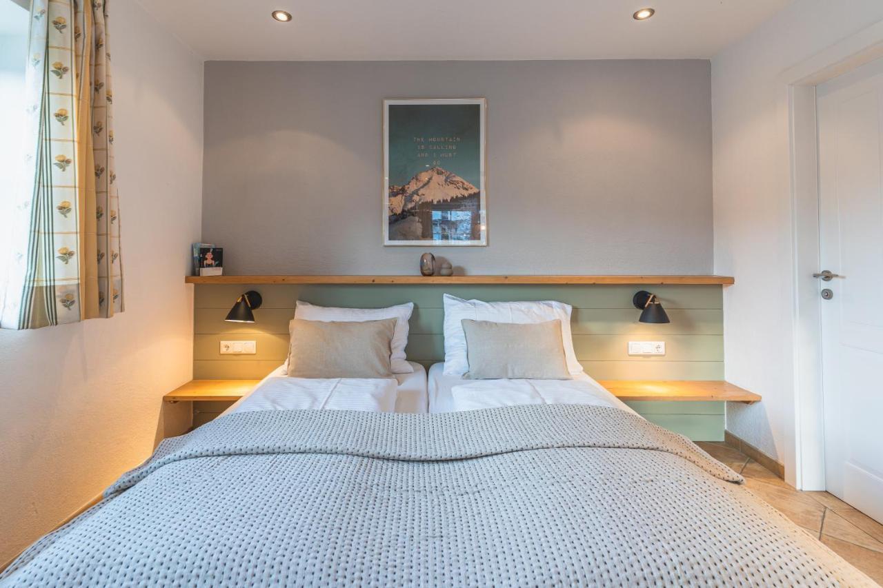 Dorfchalets & Apartments - Authentic Experience In Centre Of Kaprun Including Tauernspa And Summercard Екстериор снимка